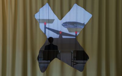 Céline Condorelli: Host (2019) with film by Jorge Furtado: Ilha das Flores (1989)
Courtesy Condorelli and Casa de Cinema de Porto Alegre. Photo: Mikkel Kaldal.